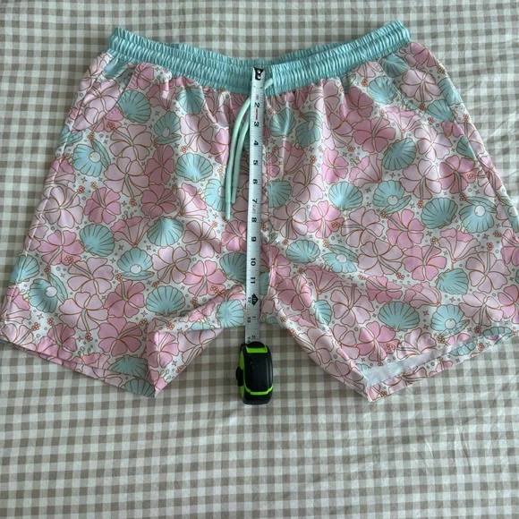 Caden Land family matching swimwear set - Picture 14 of 17